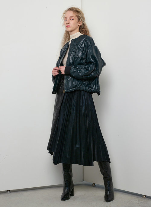 eco leather pleats skirt (black)